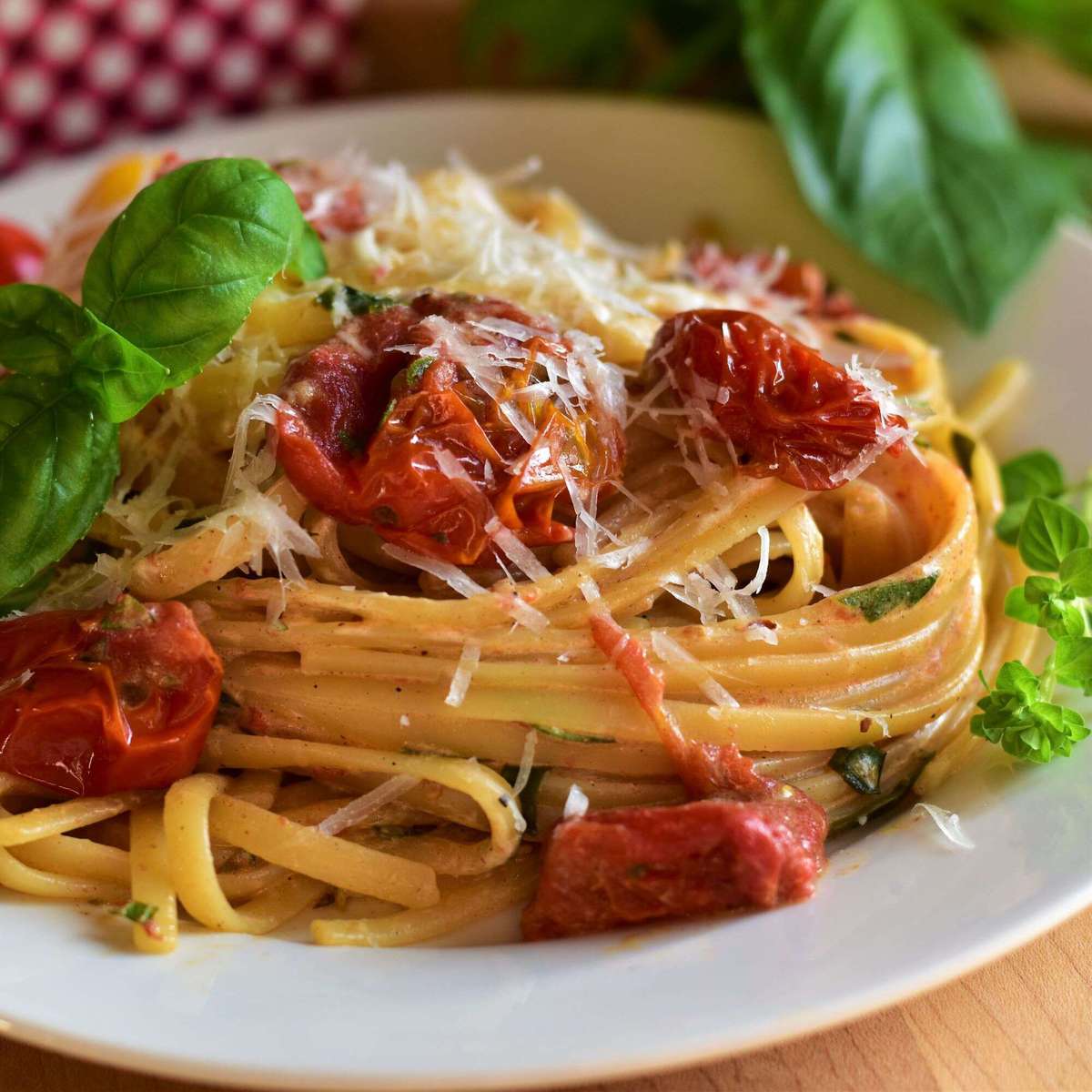 Easy Cherry Tomato Pasta Recipe
