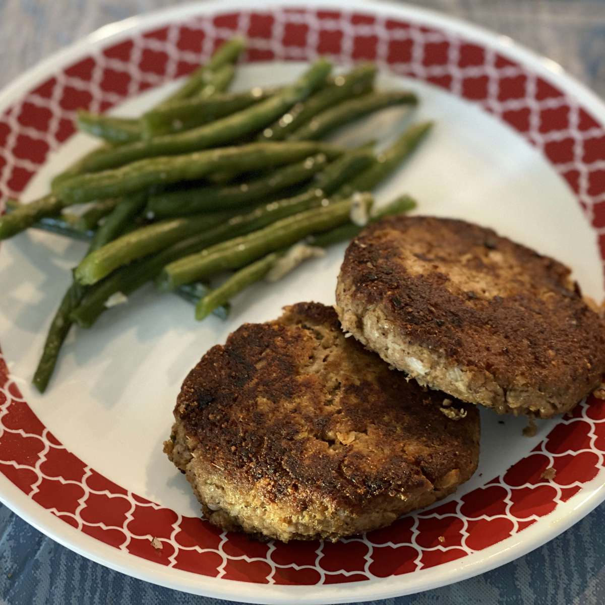 Easy Low-Carb Tuna and Mackerel Cakes Recipe