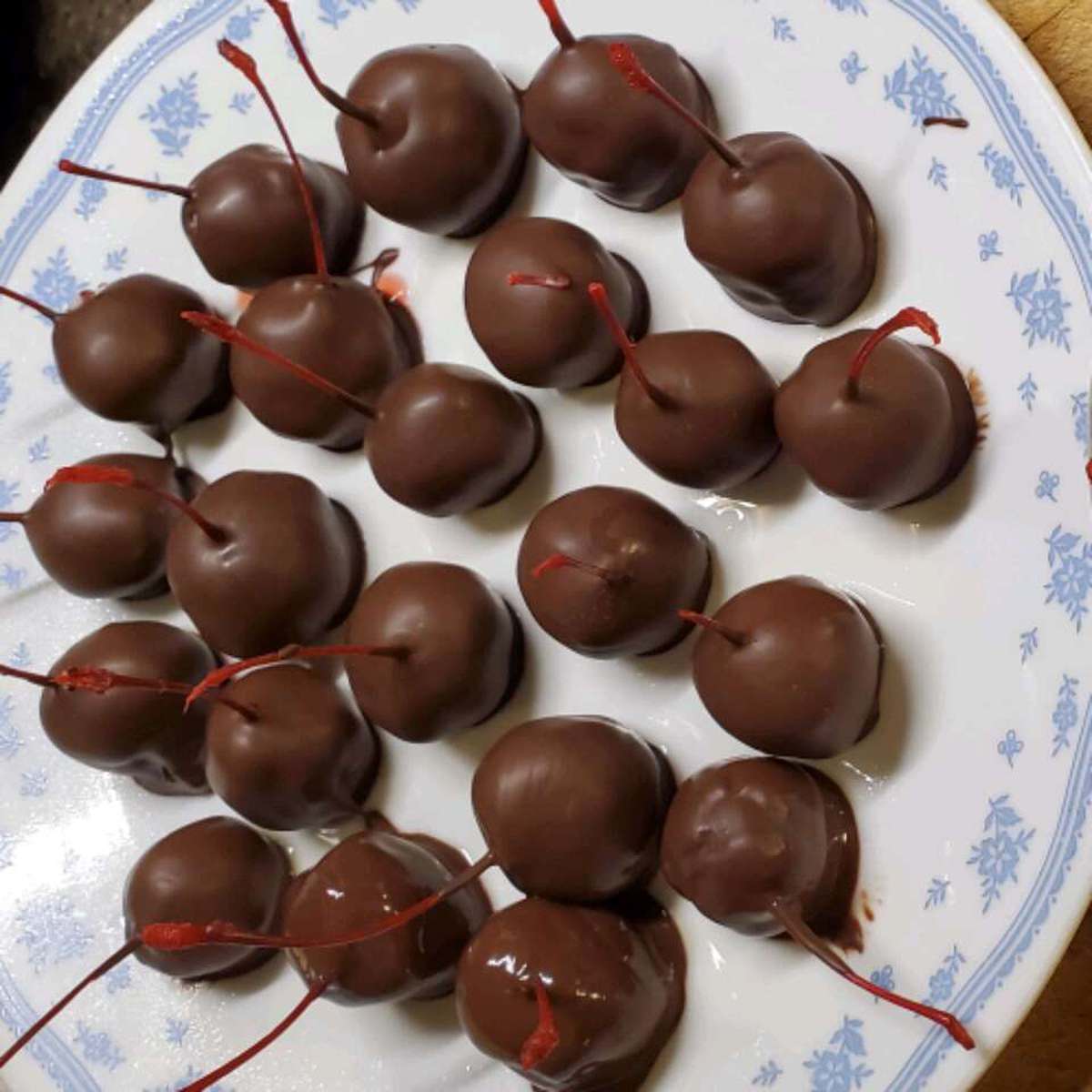 Homemade Chocolate Covered Cherries Recipe